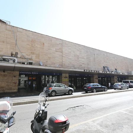 Appartamento Vicino Stazione Termini E Colosseo روما المظهر الخارجي الصورة